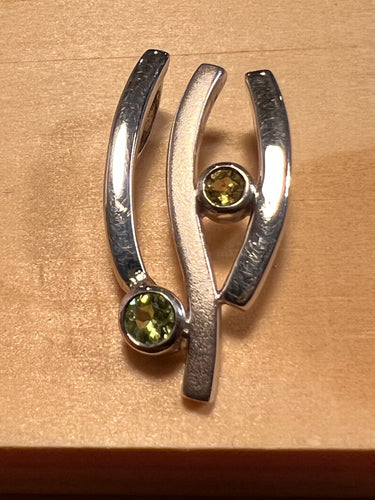 Peridot pendant